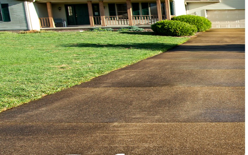 Dirty driveway before power washing